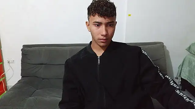 Snapshot of naugthy_boy88 chatting on 01/17/26, 11:30 naugthy boy88 online show from 01/17/26, 11:30