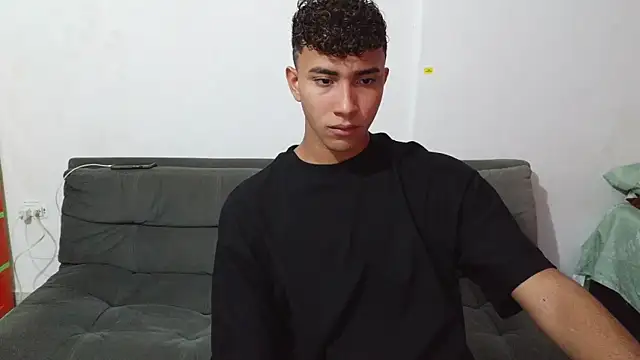 Snapshot of naugthy_boy88 chatting on 01/18/26, 10:13 naugthy boy88 online show from 01/18/26, 10:13