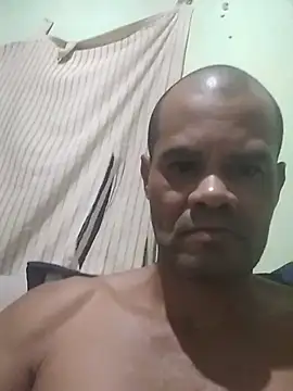 ferreirasantos123 online show from 01/17/26, 01:43