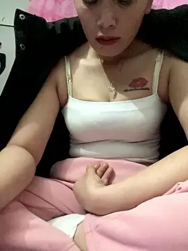 Snapshot of lean-lie69 chatting on 01/08/26, 01:13 lean-lie69 online show from 01/08/26, 01:13