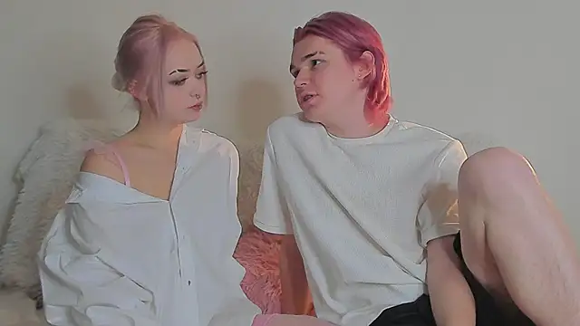 SweetheartsFriends online show from 02/05/26, 07:24