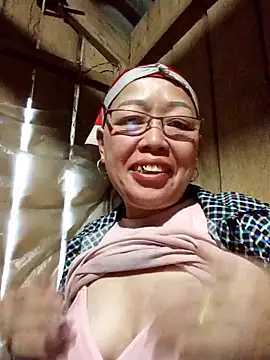 Agnes-baby online show from 02/23/26, 11:46