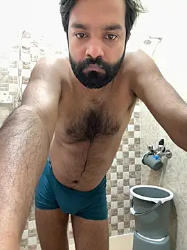 Snapshot of Rahil_94 chatting on 04/23/26, 02:02 Rahil 94 online show from 04/23/26, 02:02