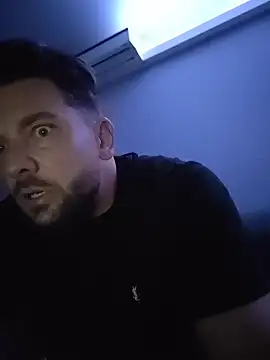 Angelo 33 online show from 04/05/26, 01:47