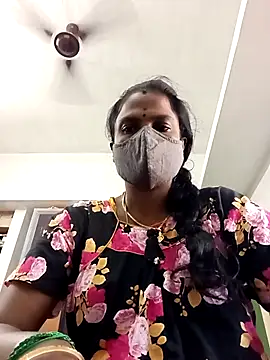 Snapshot of Tamil_Maha69 chatting on 02/13/26, 02:29 Tamil Maha69 online show from 02/13/26, 02:29