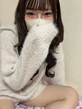 Snapshot of ri_wan chatting on 02/19/26, 02:24 ri wan online show from 02/19/26, 02:24