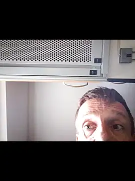 Erz84 online show from 12/05/25, 10:57