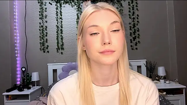 LlsabethHaze online show from 01/15/26, 03:27