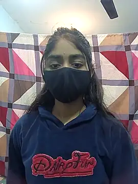 HotxMuskan online show from 02/05/26, 03:11