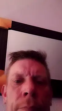 Snapshot of Der_Schoene_Penis chatting on 03/10/26, 03:06 Der Schoene Penis online show from 03/10/26, 03:06