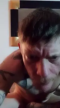 Snapshot of Der_Schoene_Penis chatting on 03/15/26, 11:00 Der Schoene Penis online show from 03/15/26, 11:00