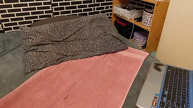 Spatgirl online show from 03/01/26, 04:09