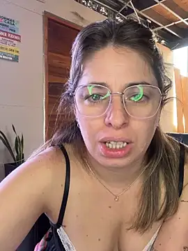 Snapshot of soyanahii chatting on 04/11/26, 11:47 soyanahii online show from 04/11/26, 11:47