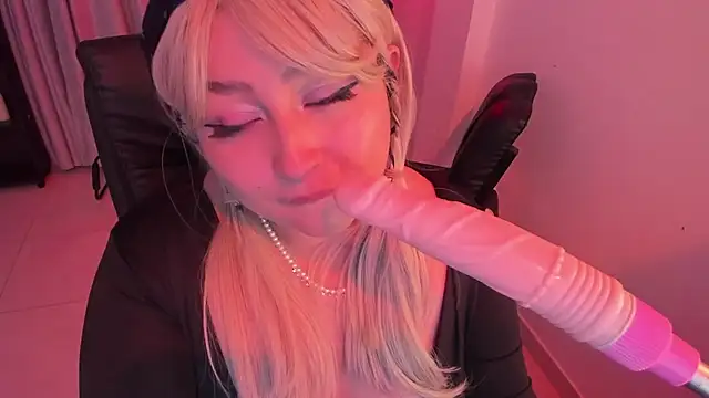 Sweet lenna online show from 03/28/26, 10:53