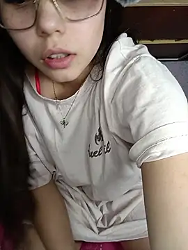 Snapshot of Sexyhanna14 chatting on 07/15/26, 03:34 Sexyhanna14 online show from 07/15/26, 03:34