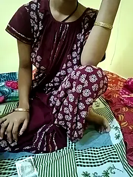 Angelqueen15 online show from 02/09/26, 02:21