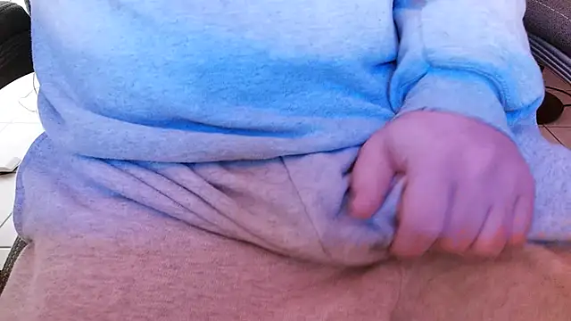 Dominic2295 online show from 02/01/26, 07:07