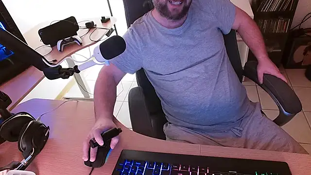 Dominic2295 online show from 02/11/26, 05:40