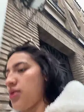 Snapshot of honey_kendalll chatting on 03/10/26, 08:19 honey kendalll online show from 03/10/26, 08:19