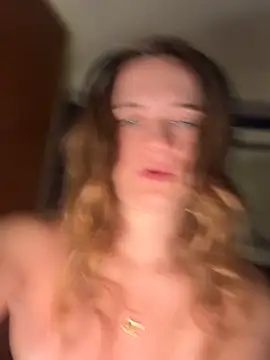 Snapshot of teenyblossom chatting on 03/28/26, 01:22 teenyblossom online show from 03/28/26, 01:22