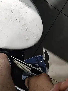 AlejandreBy online show from 04/09/26, 02:11