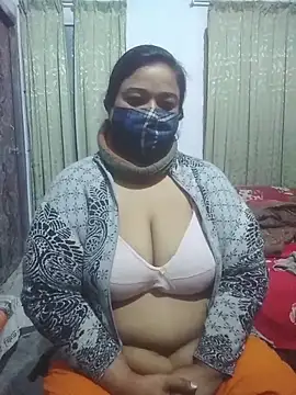 momo loves online show from 02/02/26, 06:06