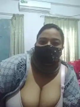 momo loves online show from 02/04/26, 06:19