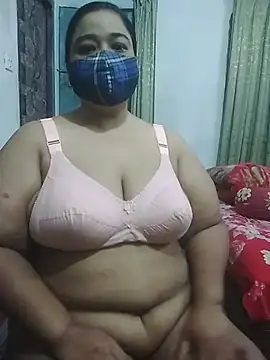 momo loves online show from 03/31/26, 05:57