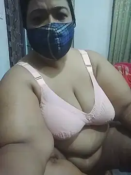 momo loves online show from 04/13/26, 08:36