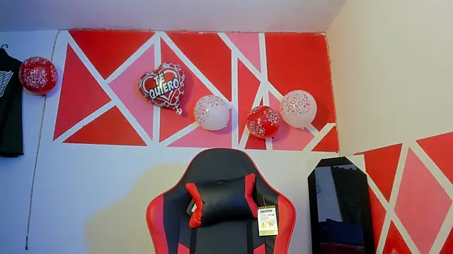 abril onnel online show from 02/19/26, 07:21