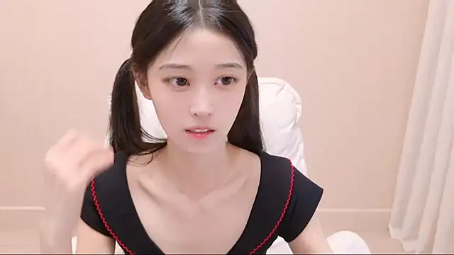 Snapshot of iiiiiiiiiu chatting on 05/15/26, 09:16 iiiiiiiiiu online show from 05/15/26, 09:16