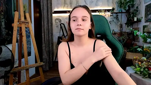 Snapshot of MelissaTravel chatting on 04/19/26, 06:10 MelissaTravel online show from 04/19/26, 06:10