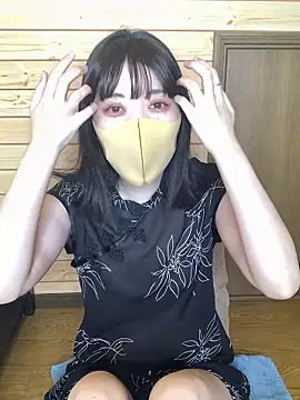 minami room online show from 05/18/26, 06:19
