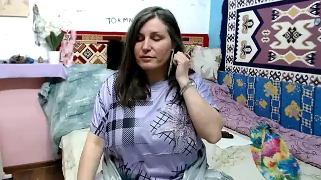 Snapshot of Adelinemilf chatting on 04/12/26, 01:05 Adelinemilf online show from 04/12/26, 01:05