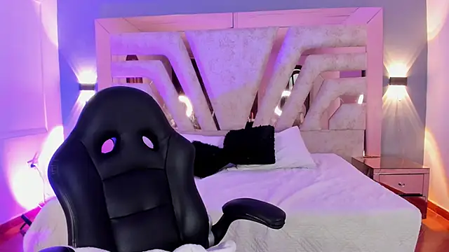  NatachaDiaz  online show from 02/10/26, 11:25