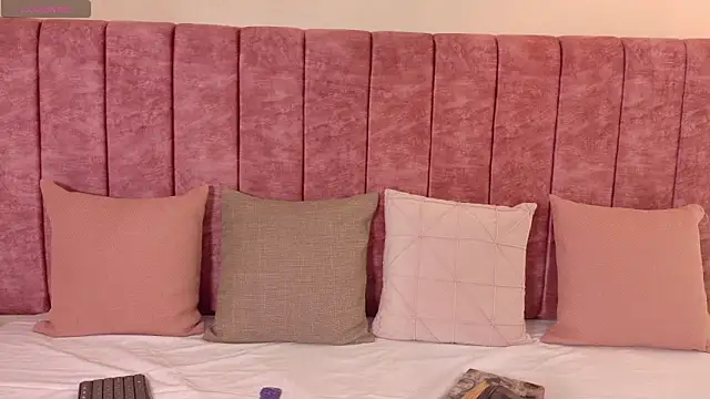 Snapshot of Mayleeth chatting on 04/20/26, 11:46 Mayleeth online show from 04/20/26, 11:46