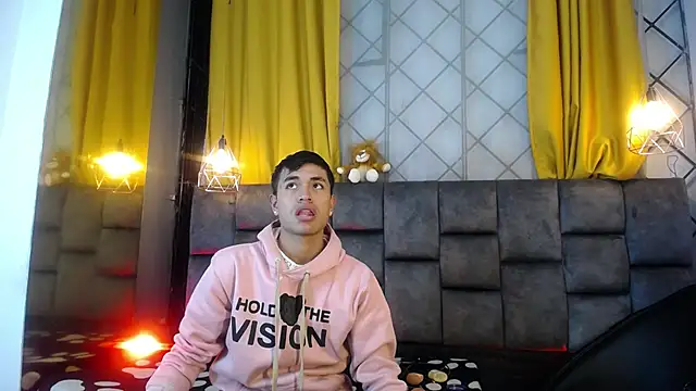 Maik Russo online show from 02/12/26, 10:54