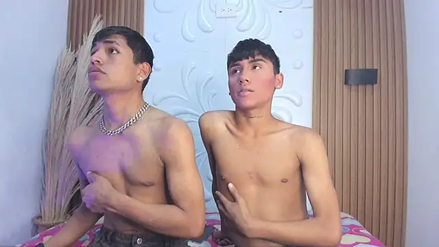 Snapshot of Maik_Russo chatting on 04/22/26, 02:36 Maik Russo online show from 04/22/26, 02:36