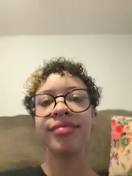 Snapshot of jojosbizarrelyf chatting on 03/10/26, 02:11 jojosbizarrelyf online show from 03/10/26, 02:11