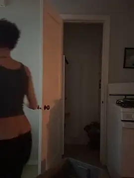 Snapshot of jojosbizarrelyf chatting on 03/17/26, 12:37 jojosbizarrelyf online show from 03/17/26, 12:37