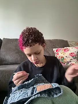 Snapshot of jojosbizarrelyf chatting on 04/11/26, 08:57 jojosbizarrelyf online show from 04/11/26, 08:57