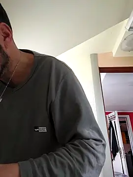 Snapshot of colosone chatting on 02/22/25, 07:34 colosone online show from 02/22/25, 07:34