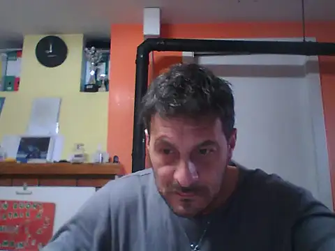 Snapshot of colosone chatting on 02/25/25, 08:03 colosone online show from 02/25/25, 08:03