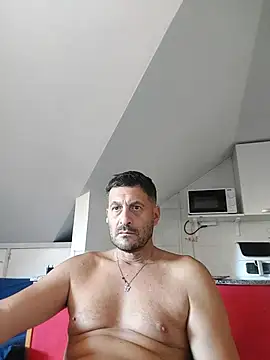 Snapshot of colosone chatting on 09/12/25, 02:39 colosone online show from 09/12/25, 02:39