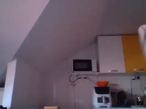 Snapshot of colosone chatting on 10/12/25, 11:09 colosone online show from 10/12/25, 11:09