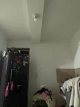 Violett hott  online show from 05/29/26, 11:41