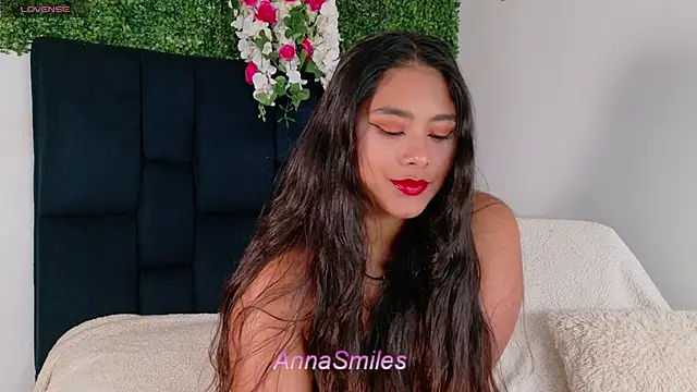 Snapshot of AnnaSmiles chatting on 06/30/26, 07:04 AnnaSmiles online show from 06/30/26, 07:04