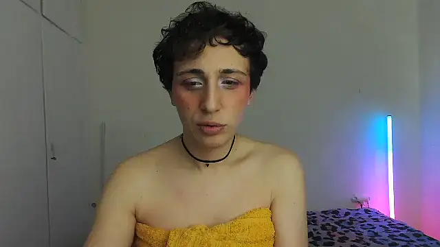 Snapshot of HoneyValentine chatting on 03/11/26, 07:31 HoneyValentine online show from 03/11/26, 07:31