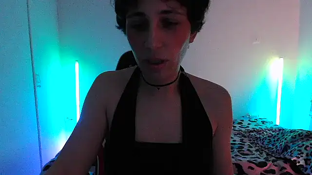 Snapshot of HoneyValentine chatting on 03/20/26, 08:35 HoneyValentine online show from 03/20/26, 08:35