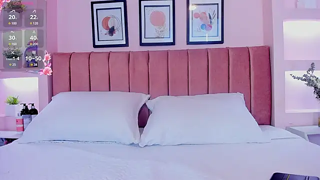 Snapshot of Katteyes__ chatting on 05/01/26, 01:26 Katteyes online show from 05/01/26, 01:26